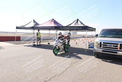 media/Nov-03-2025-Lets Ride (Mon) [[4d74c1c4d3]]/B Group/Grid/